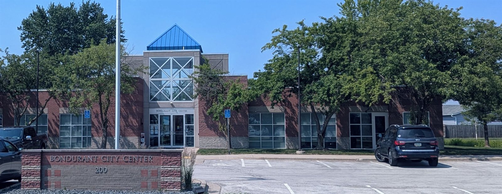 Bondurant, Iowa &mdash; Bondurant City Center